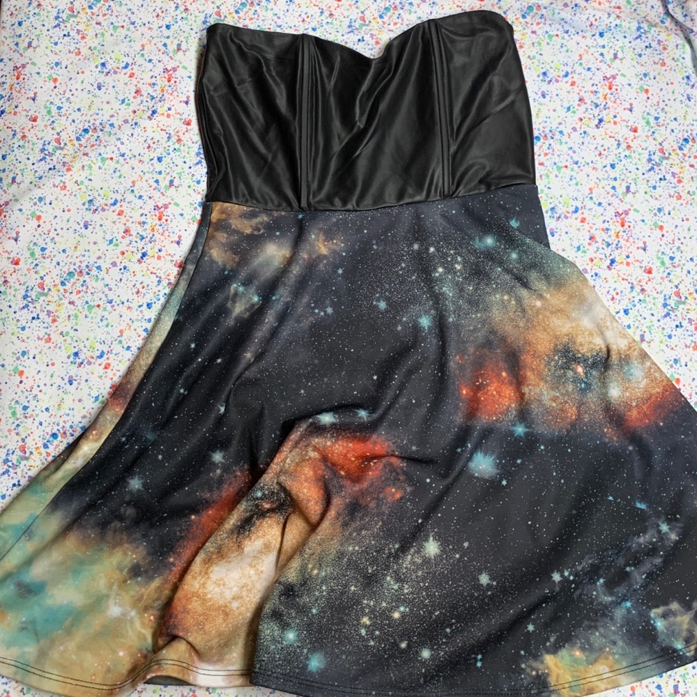 TicToc galaxy print strapless dress size medium - Picture 2 of 10